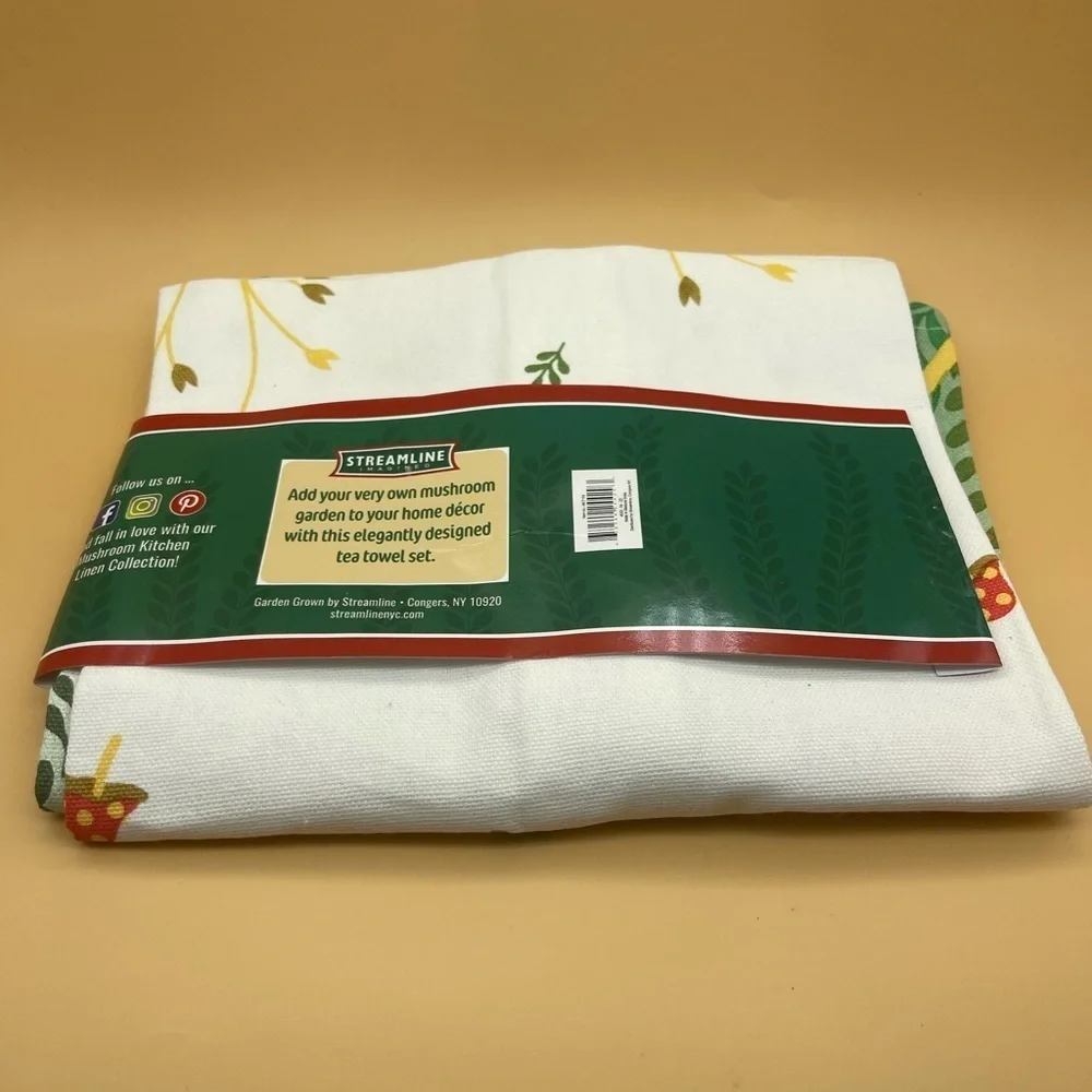 Streamline Imagined White & Green Mushroom Garden Tea Towel, White, NWT